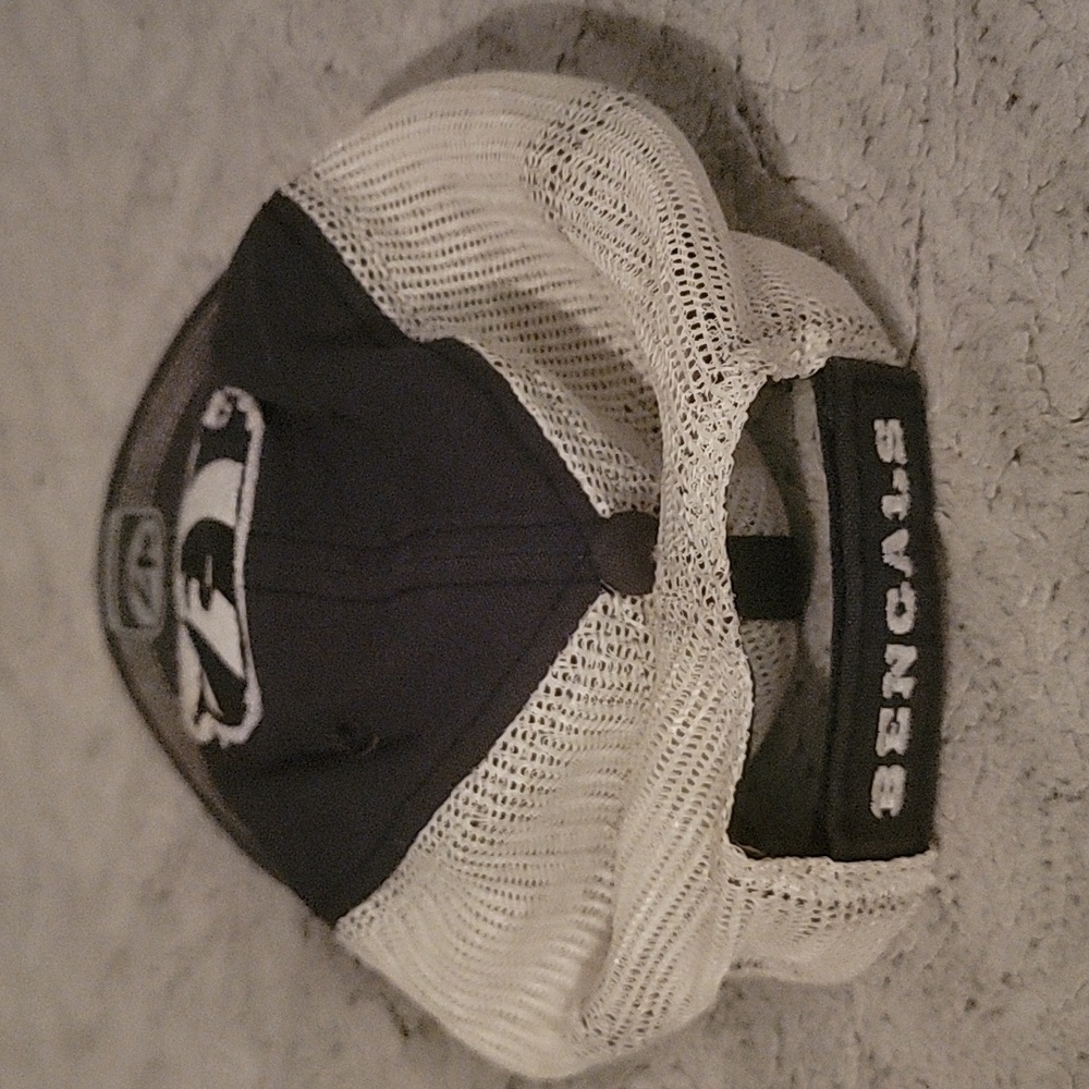 Bengals cap 🤍 - Picture 7 of 9